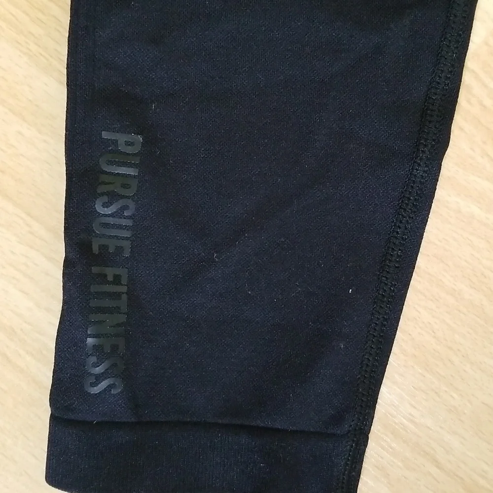 Pursue Fitness Black Crop Leggings Size XS Active Athletic Seamless Capri